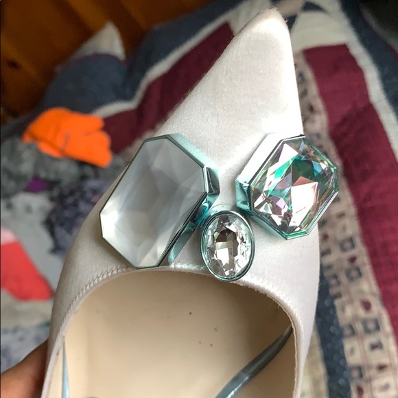 Pumps - Picture 4 of 7